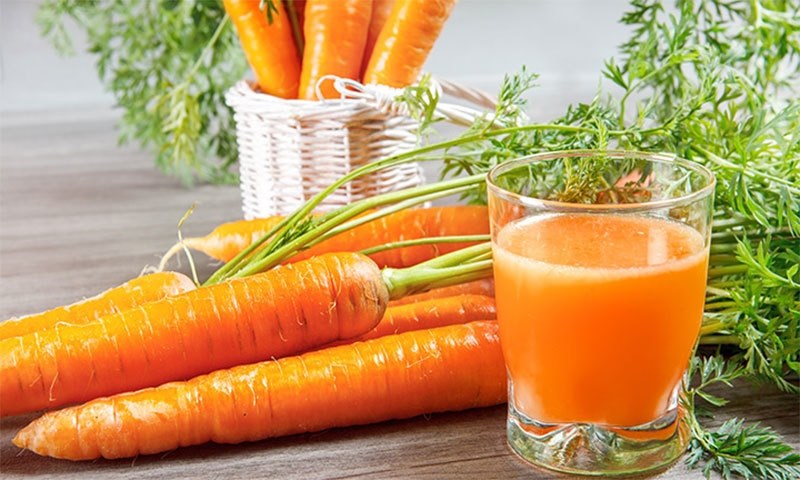 Carrot Juice Health Benefits in Hindi