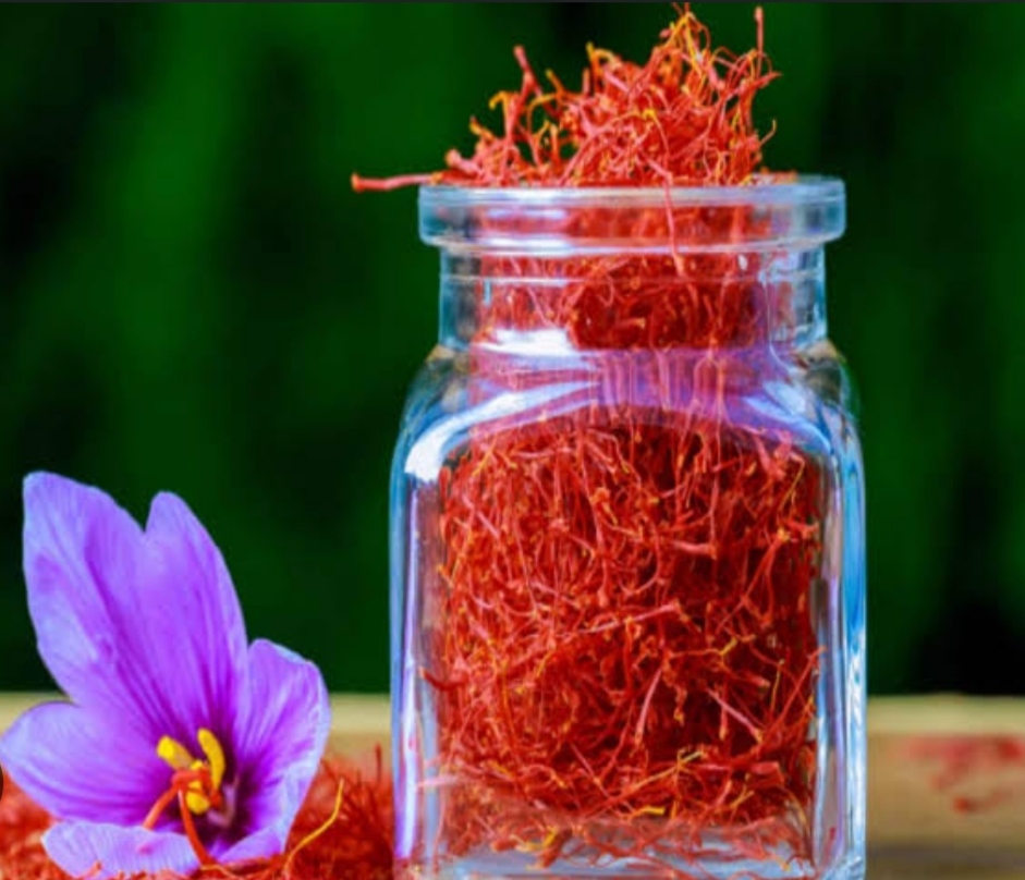 Benefits Of Saffron In Hindi 